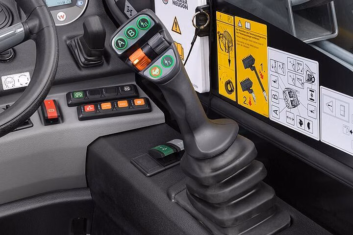 2023 Wacker Neuson TH412 - Image 30