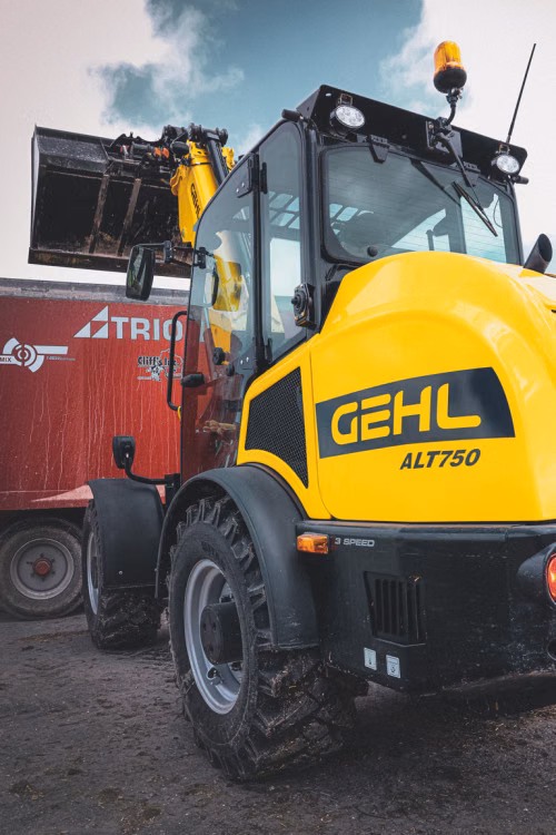 2025 Gehl ALT750 - Image 12