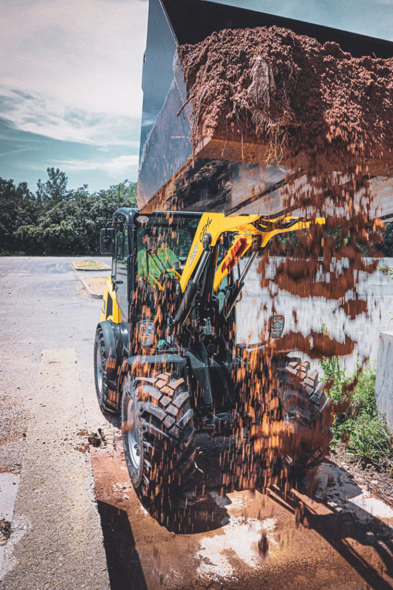 2023 Gehl AL650 - Image 35