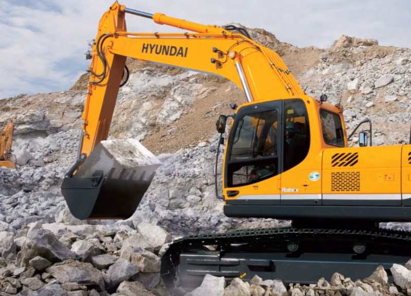 2023 Hyundai R330LC-9A - Image 1