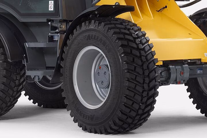 2025 Wacker Neuson WL 60 - Image 12