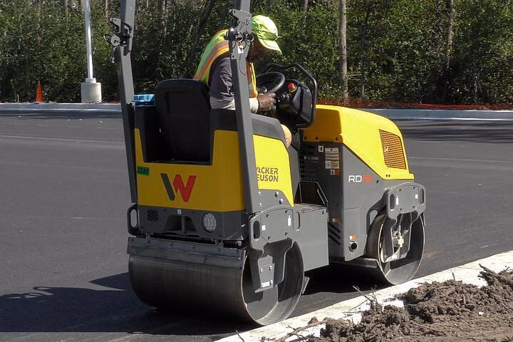 2024 Wacker Neuson RD12L-90 Fixed ROPS (5100067134) - Image 3