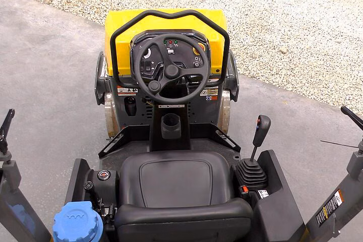 2024 Wacker Neuson RD12L-90 Fixed ROPS (5100067134) - Image 4